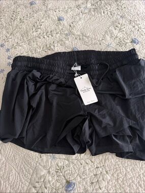 Tandem Groove Black Women's Athletic Shorts